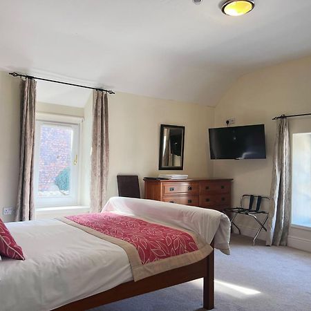The Crown Hotel Corwen Kültér fotó