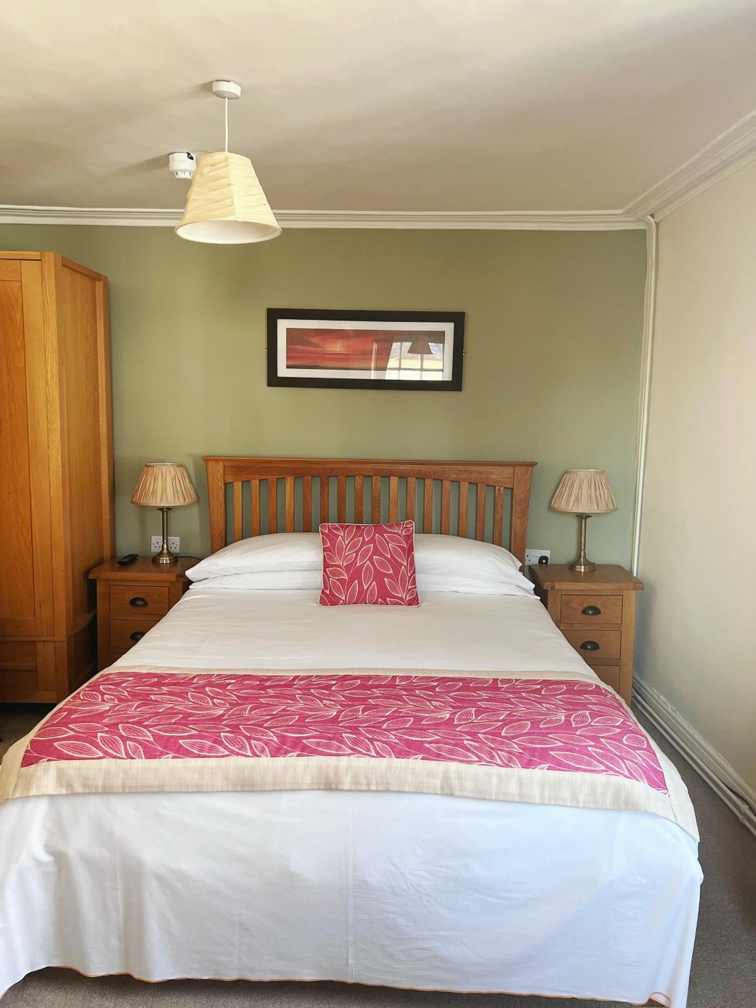 The Crown Hotel Corwen Kültér fotó